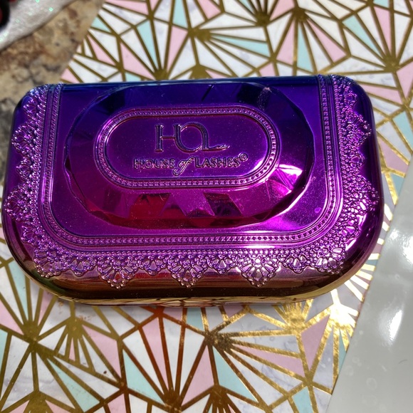 House of Lashes Lash Case - Picture 2 of 3